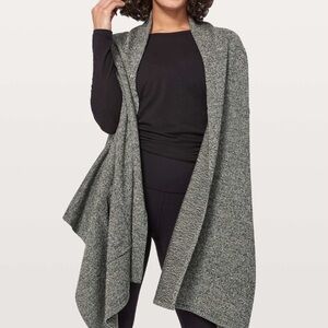 Lululemon Live Freely Wrap